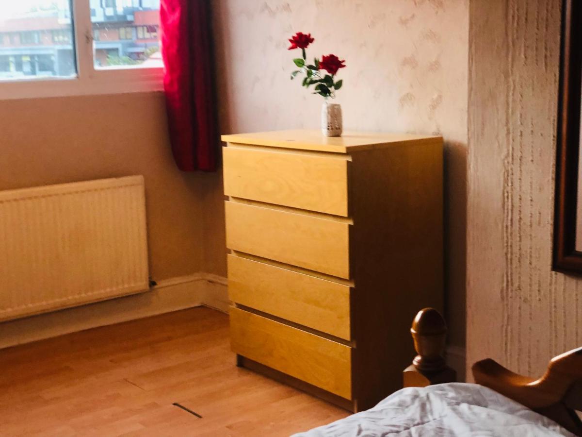 Dach Apartments - Cozy 3 Bed Apartment In Hendon Edgware Zewnętrze zdjęcie